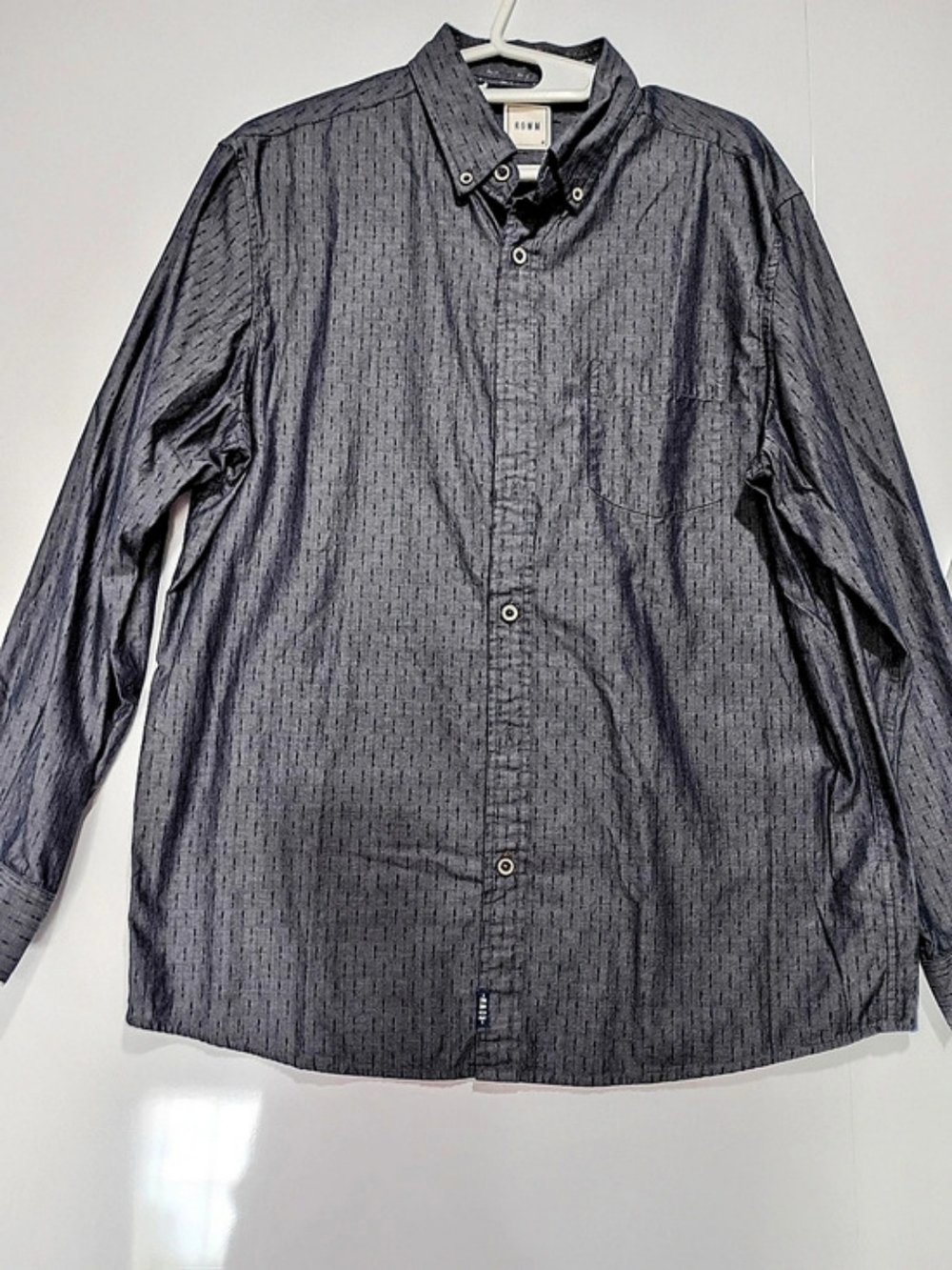 ROWM Men's Blue Button Down Shirt Like New